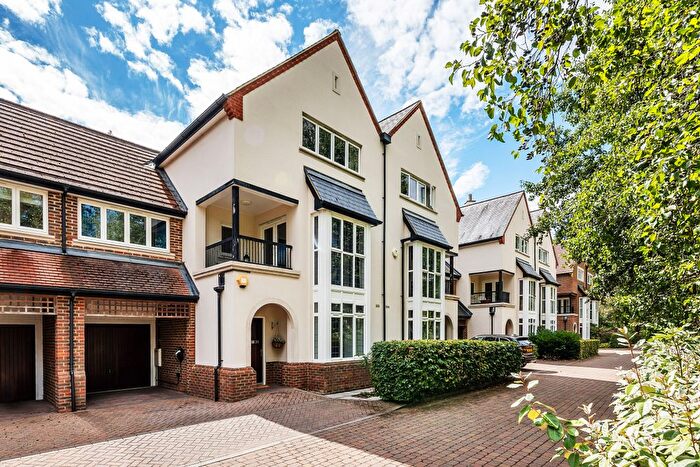 4 Bedroom Terraced House For Sale In Lankester Square, Oxted, Surrey, RH8
