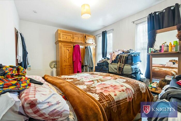 3 Bedroom Terraced House For Sale In Pretoria Road North, Edmonton Tottenham, London, N18