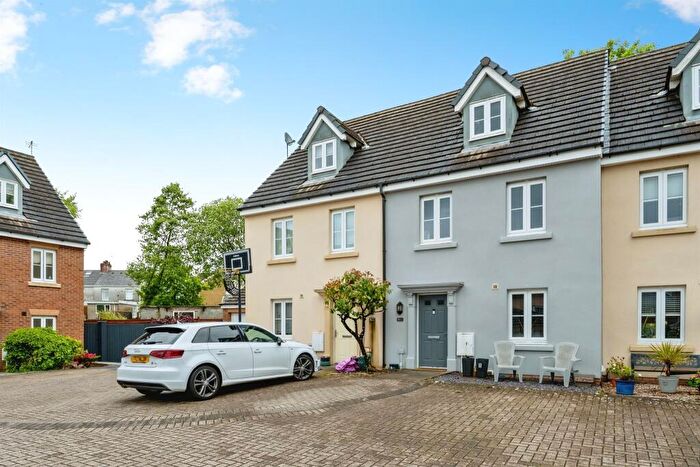 3 Bedroom Terraced House For Sale In Cwrt Rebecca, Pontarddulais, Swansea, SA4