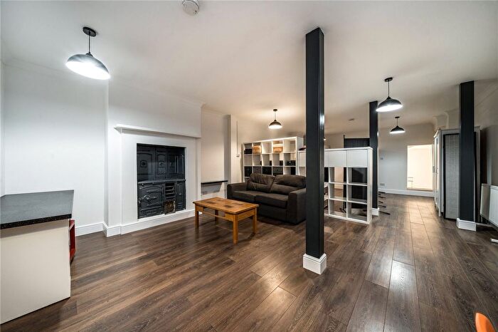 Studio To Rent In Victoria Park Road, London, E9