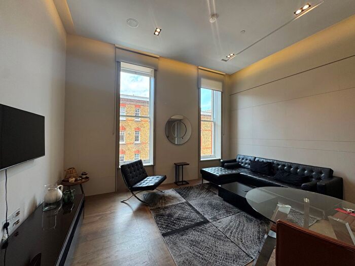 1 Bedroom Flat To Rent In Pearson Square, Fitzroy Place, London, W1T
