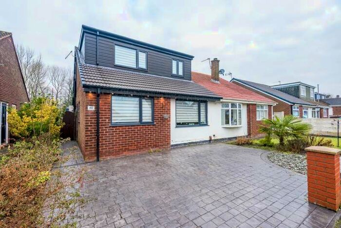 3 Bedroom Detached House For Sale In Balcarres Ave Whelley, Wigan, WN1