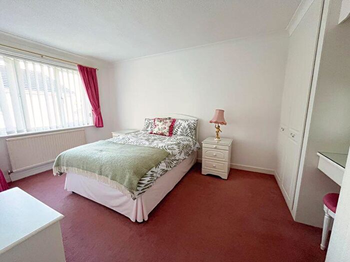 4 Bedroom Detached House For Sale In Mill Park, Cowbridge, The Vale Of Glamorgan, CF71