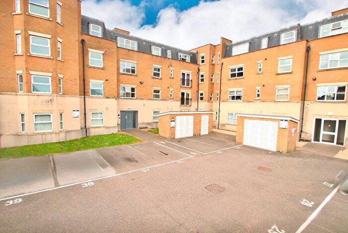 2 Bedroom Flat For Sale In Flat, Turner Heights, Zion Place, Margate, CT9