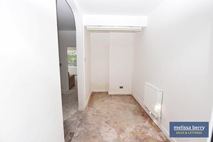 3 Bedroom Terraced House For Sale In Green Lane, Middleton, Manchester, M24
