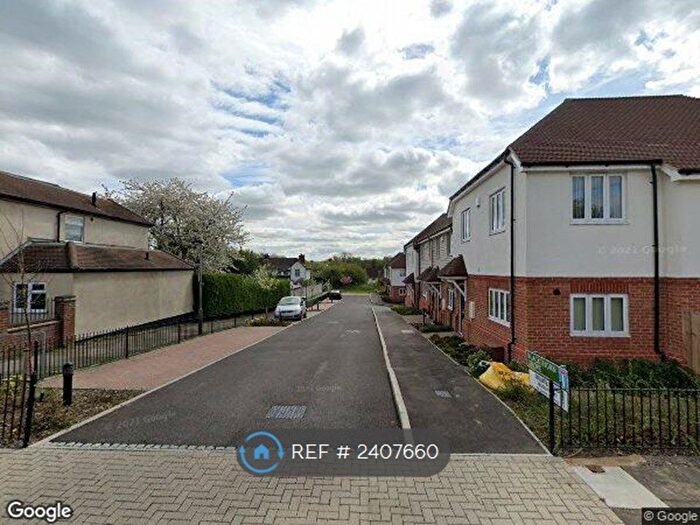 4 Bedroom End Of Terrace House To Rent In Blackthorn Grove, Orpington, BR5
