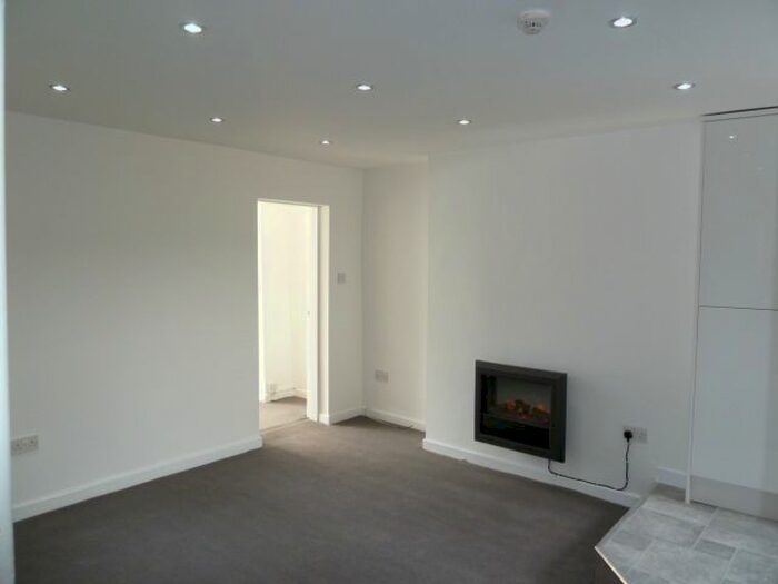 1 Bedroom Flat To Rent In Chorley Road, Walton-Le-Dale, Preston, PR5