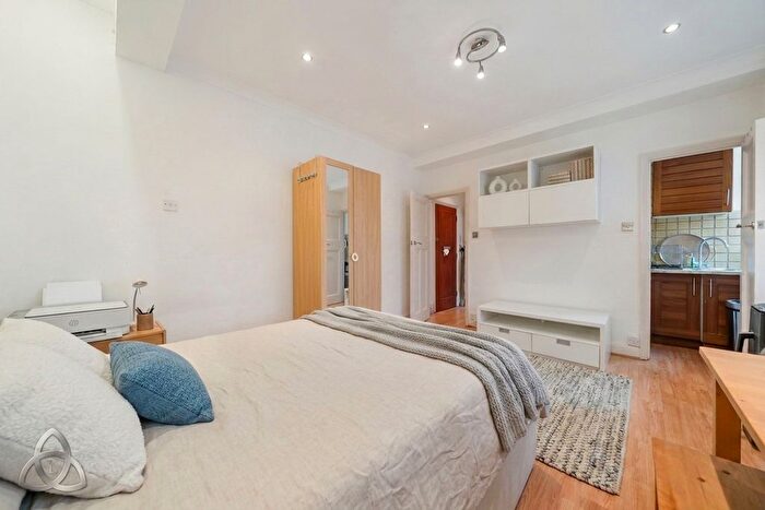 Studio For Sale In Abercorn Place, London, NW8