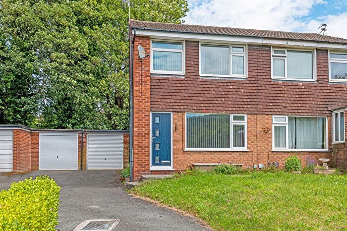 3 Bedroom Semi Detached House For Sale In Sandfields, Frodsham, WA6