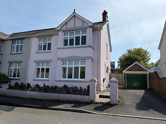 4 Bedroom Semi-Detached House For Sale In Alan Road, Llandeilo, Carmarthenshire., SA19