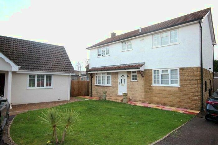 4 Bedroom Detached House To Rent In Greenore, Bristol, BS15
