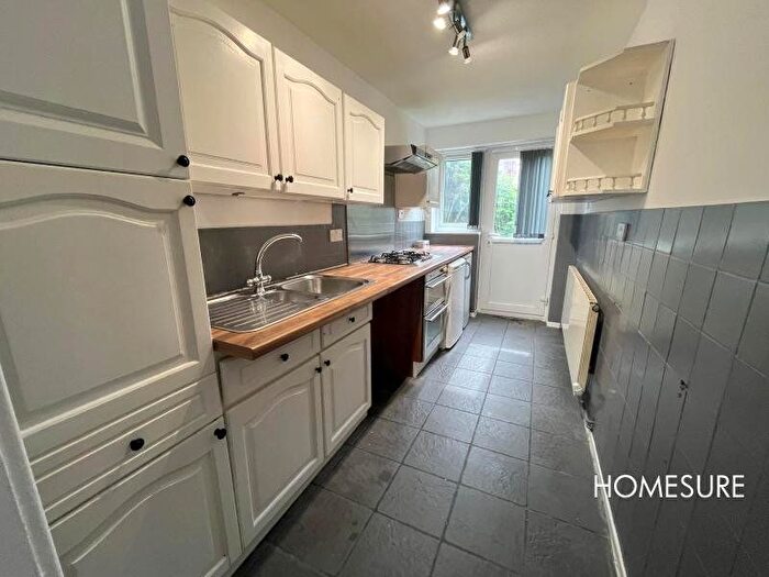 2 Bedroom Maisonette To Rent In Humber Close, Liverpool, L4