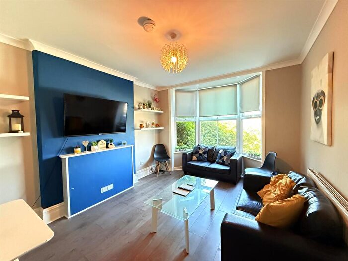 4 Bedroom House To Rent In Gladstone Terrace, Caellepa, Bangor, LL57