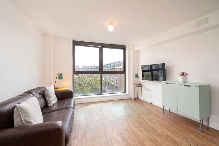 1 Bedroom Flat For Sale In Merton Road, London, SW18