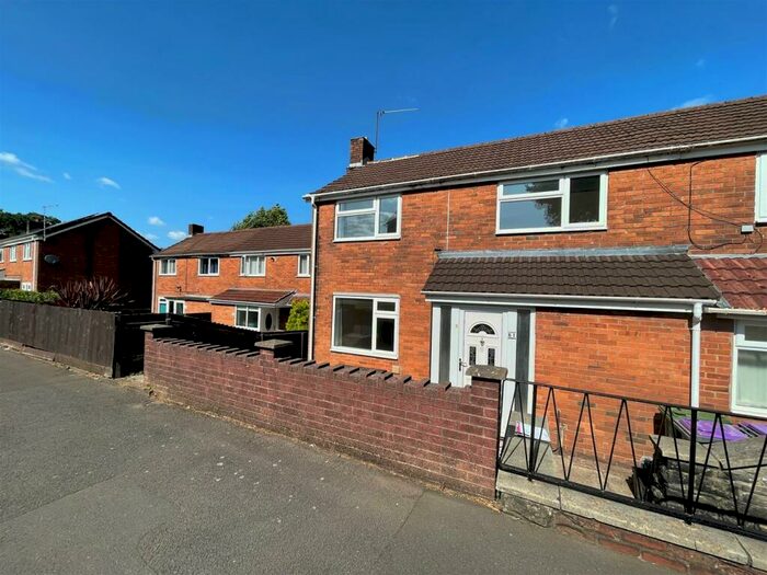 2 Bedroom Terraced House To Rent In Maendy Way, Pontnewydd, Cwmbran, NP44