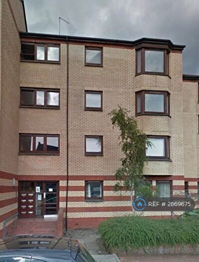 2 Bedroom Flat To Rent In Leyden Court, Glasgow, G20