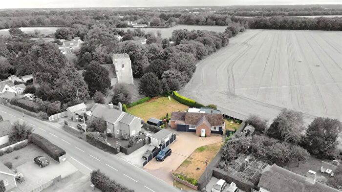 3 Bedroom Detached Bungalow For Sale In Hadleigh Road, Holton St. Mary, CO7
