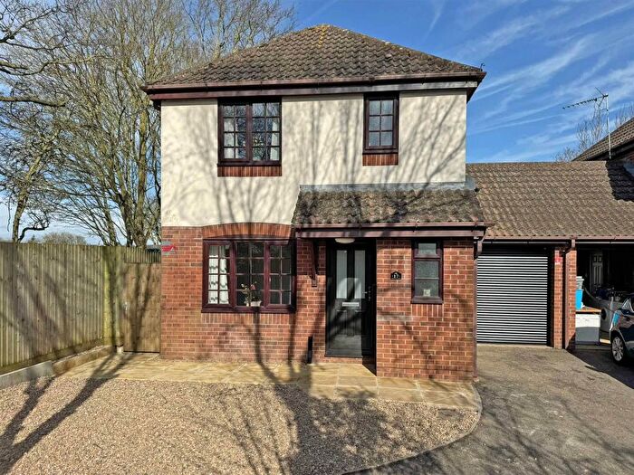 3 Bedroom Detached House To Rent In Kipling Close, Stamford, PE9