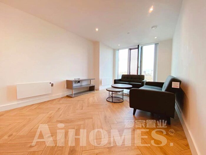 2 Bedroom Flat To Rent In Victoria Residence, Silvercroft Street, Manchester, M15