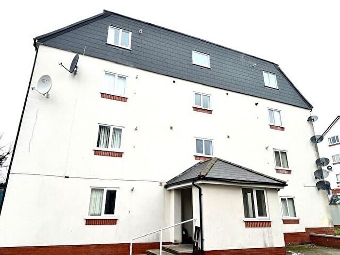 2 Bedroom Flat To Rent In Brookbank Court, CW2