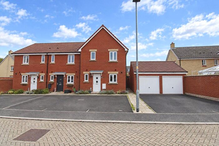 3 Bedroom End Of Terrace House For Sale In Leisler Gardens, Trowbridge, BA14