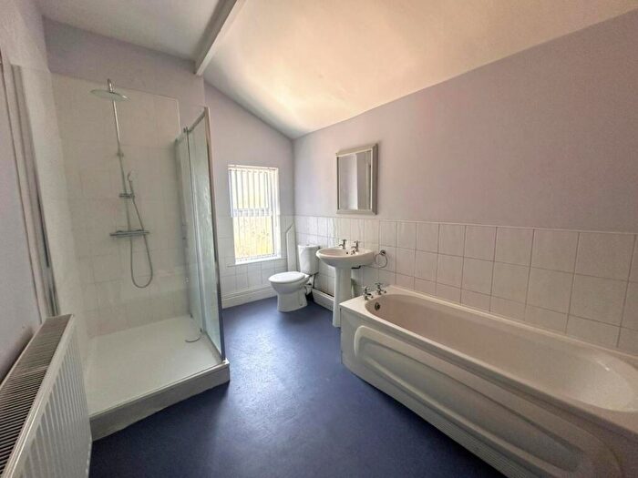 2 Bedroom End Of Terrace House To Rent In Gravelly Lane, Birmingham, West Midlands, B23