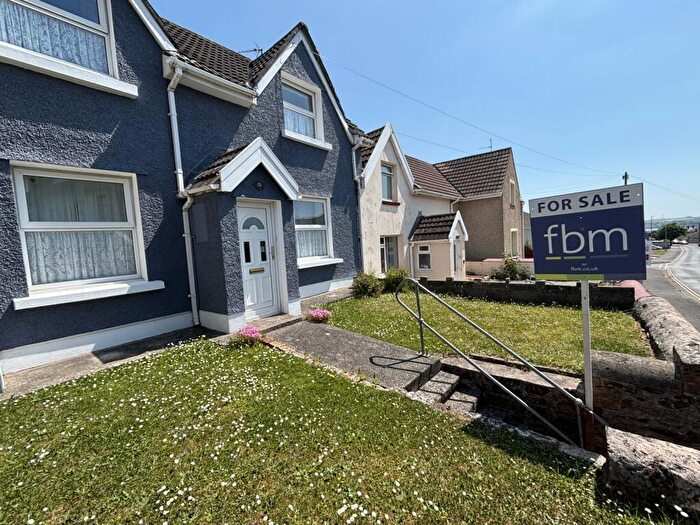4 Bedroom Terraced House For Sale In Pill Road, Milford Haven, Sir Benfro, SA73