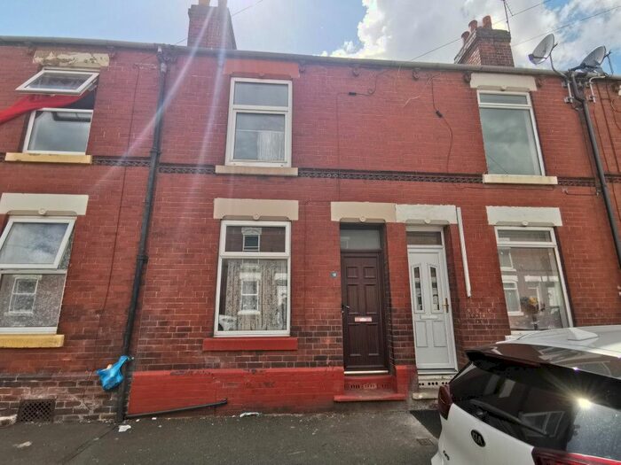 2 Bedroom Terraced House To Rent In Gladstone Road, Balby, Doncaster, DN4