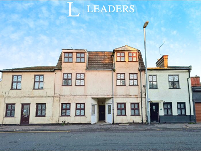 2 Bedroom Flat To Rent In High Street, NR31