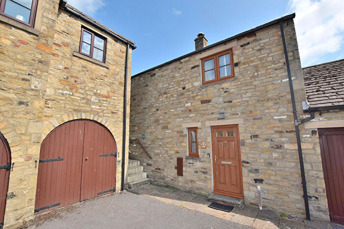 2 Bedroom Link Detached House For Sale In Hill Close, Reeth, DL11