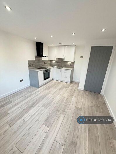 2 Bedroom Maisonette To Rent In Church End, Harlow, CM19