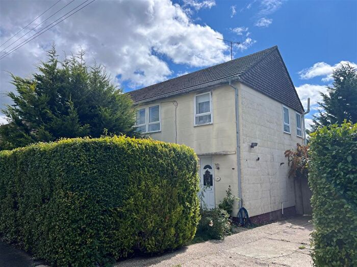 3 Bedroom End Of Terrace House To Rent In Springfield Road, Yeovil, Somerset, BA21