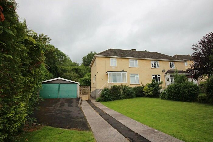 3 Bedroom Semi-Detached House To Rent In Bay Tree Road, Bath, BA1