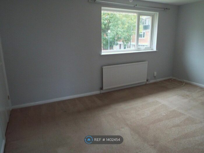 2 Bedroom Terraced House To Rent In Mason Avenue, Leamington Spa, CV32