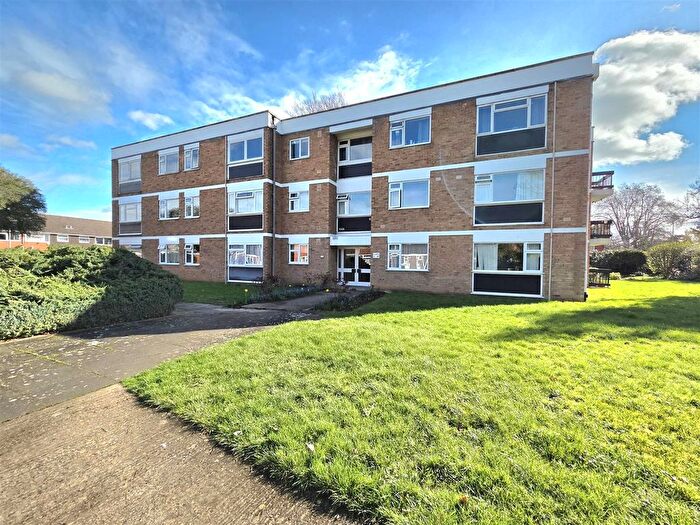 2 Bedroom Flat For Sale In Denmark Road, Gloucester, GL1