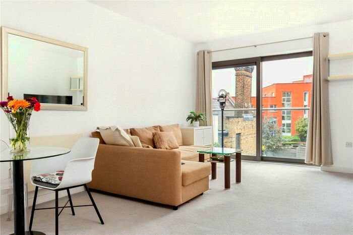 1 Bedroom Apartment To Rent In Hornsey Street, London, N7