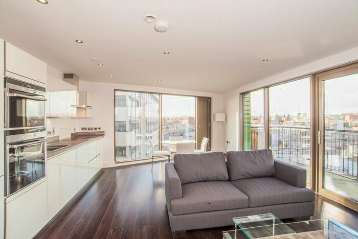 2 Bedroom Flat To Rent In Regent Canalside, Camden Road, Camden, NW1