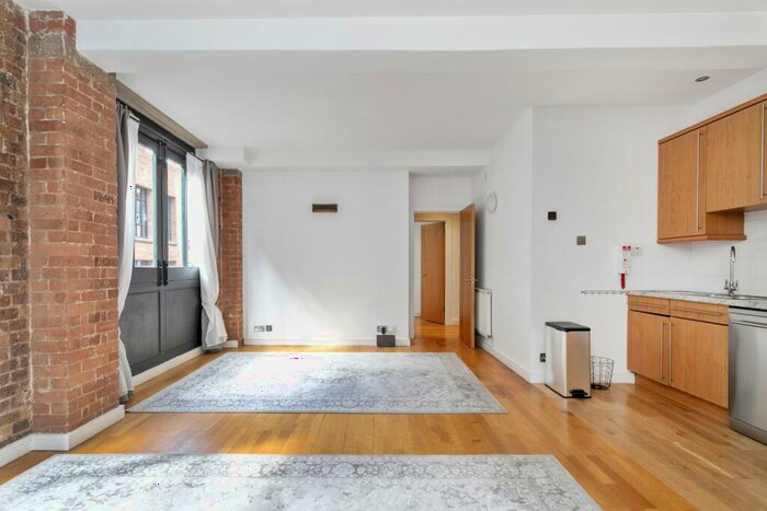 1 Bedroom Apartment To Rent In Luke Street, London, EC2A