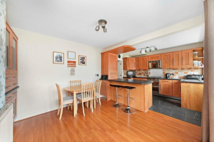 3 Bedroom Semi-Detached House For Sale In Woodlands Avenue, Lepton, HD8
