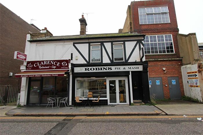 1 Bedroom Apartment To Rent In Clarence Street, Southend-on-Sea, Essex, SS1