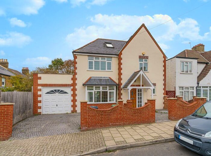 4 Bedroom Detached House To Rent In Ashleigh Road, Penge, SE20