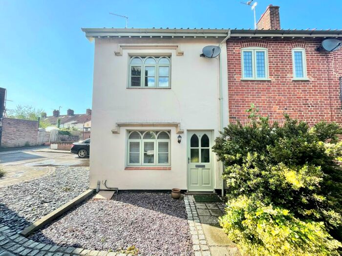 2 Bedroom End Of Terrace House To Rent In Anderson Court, Aylsham Road, Norwich, NR3