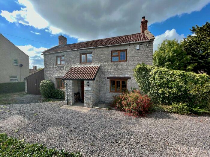 3 Bedroom House To Rent In Havyatt, Glastonbury, BA6