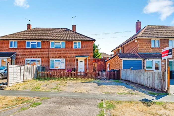 3 Bedroom Semi-Detached House For Sale In Calley Down Crescent, New Addington, Croydon, CR0