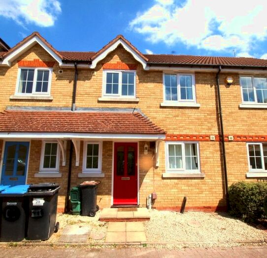 5 Bedroom Terraced House To Rent In Nightingale Shott, Egham, Surrey, TW20