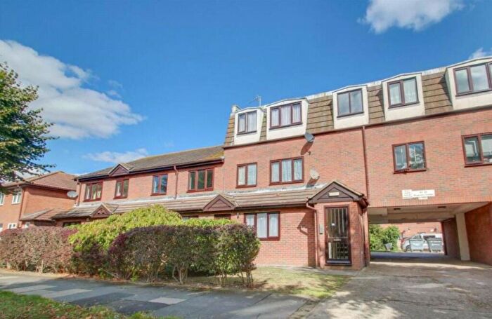 2 Bedroom Flat To Rent In Regency Lodge, Jameson Road, Clacton-on-Sea, Essex, CO15