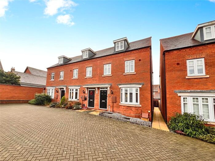 3 Bedroom End Of Terrace House For Sale In Hall Lane, Drakelow, Burton-on-Trent, Derbyshire, DE15