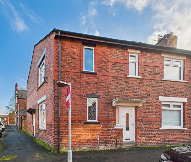 3 Bedroom Terraced House For Sale In Wright Street, Wigan, WN1