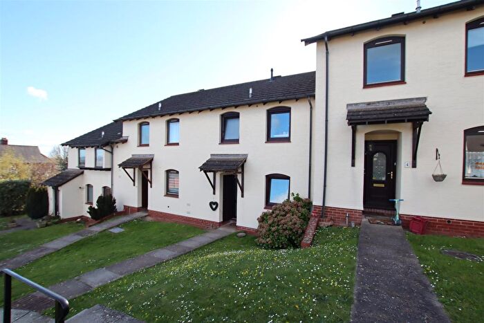 3 Bedroom Terraced House For Sale In Harrington Lane, Exeter, EX4