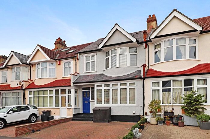 4 Bedroom House For Sale In Chesham Road, Penge, London, SE20